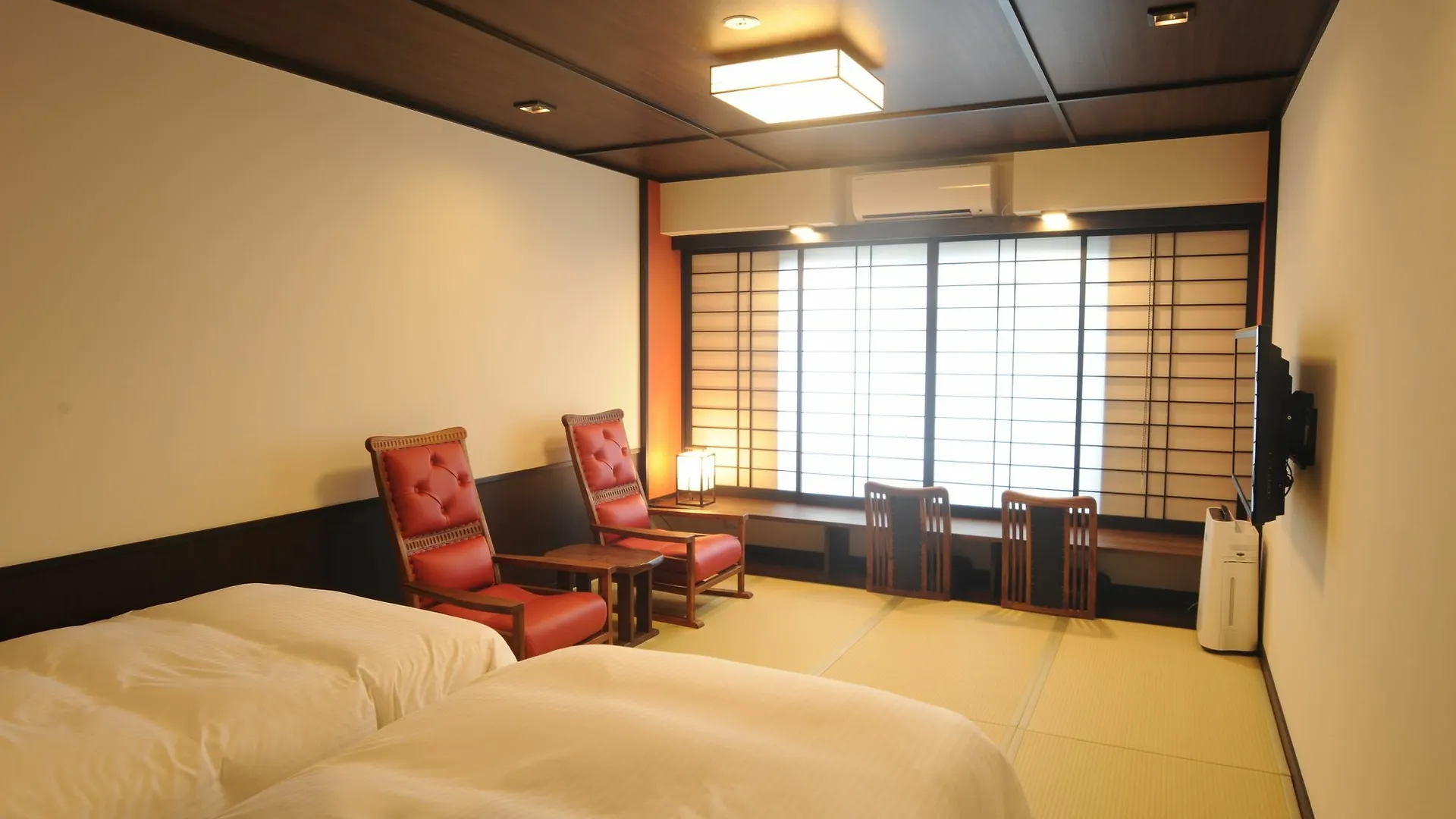 Kyoto Takasegawa Bettei Hotel 3*,  Japan